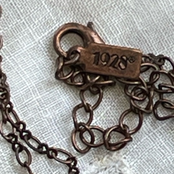 1928 Jewelry Co copper toned necklace with brown & crystal stones - Picture 3 of 7
